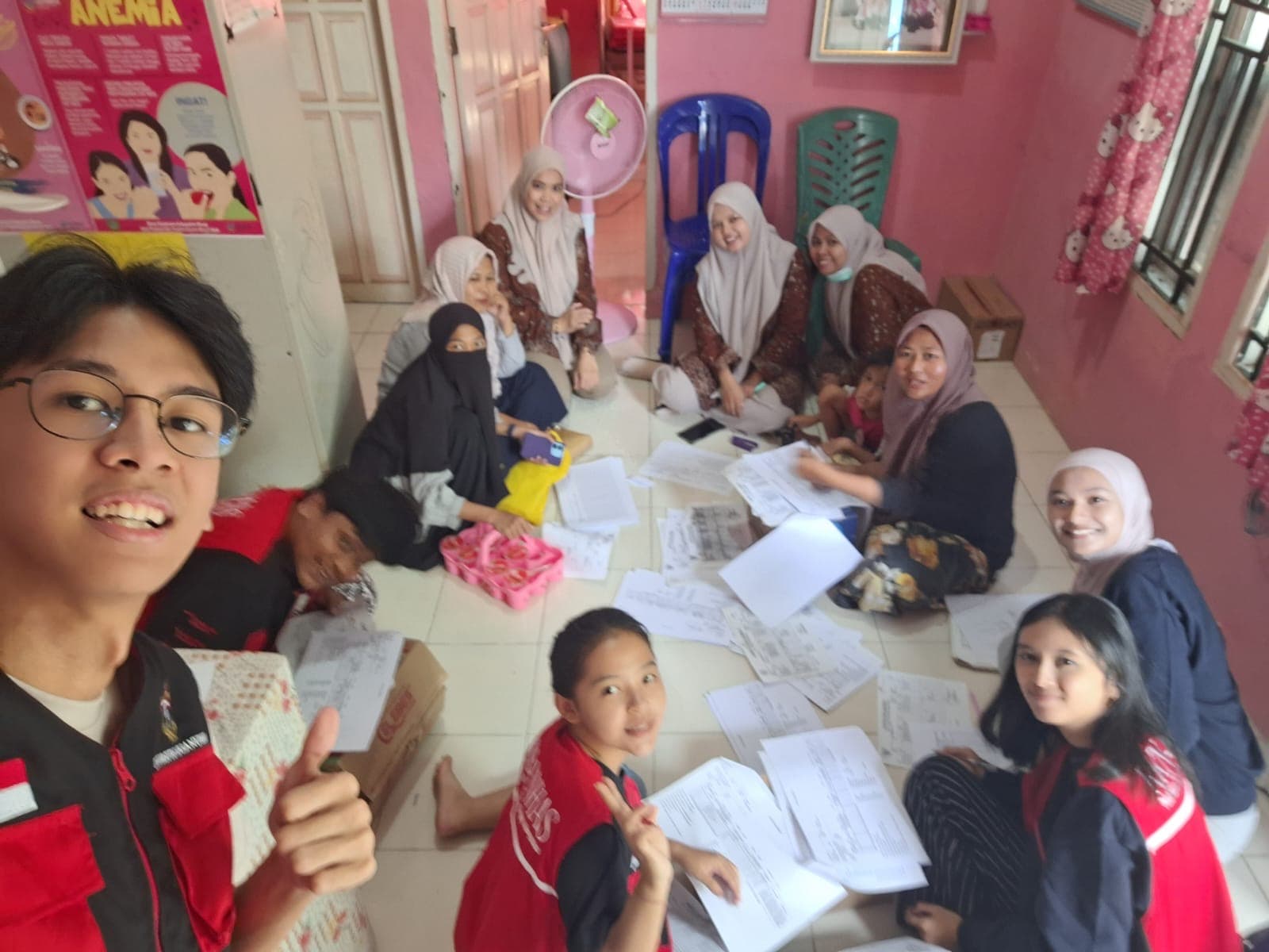 Kegiatan pengisian data posyandu